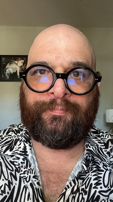 A vertical framing isn't suitable.